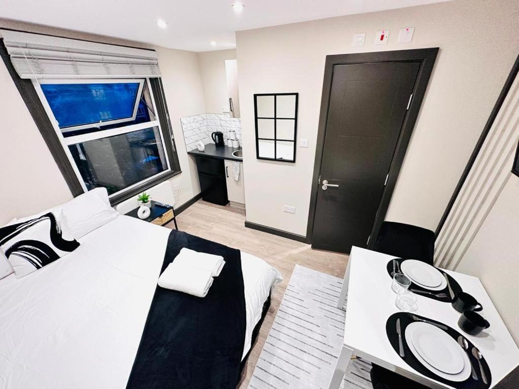 London 1 Central Studio Like A Hotel Room Exterior foto